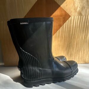 Sorel Joan Women’s Black Rain Boots size 6